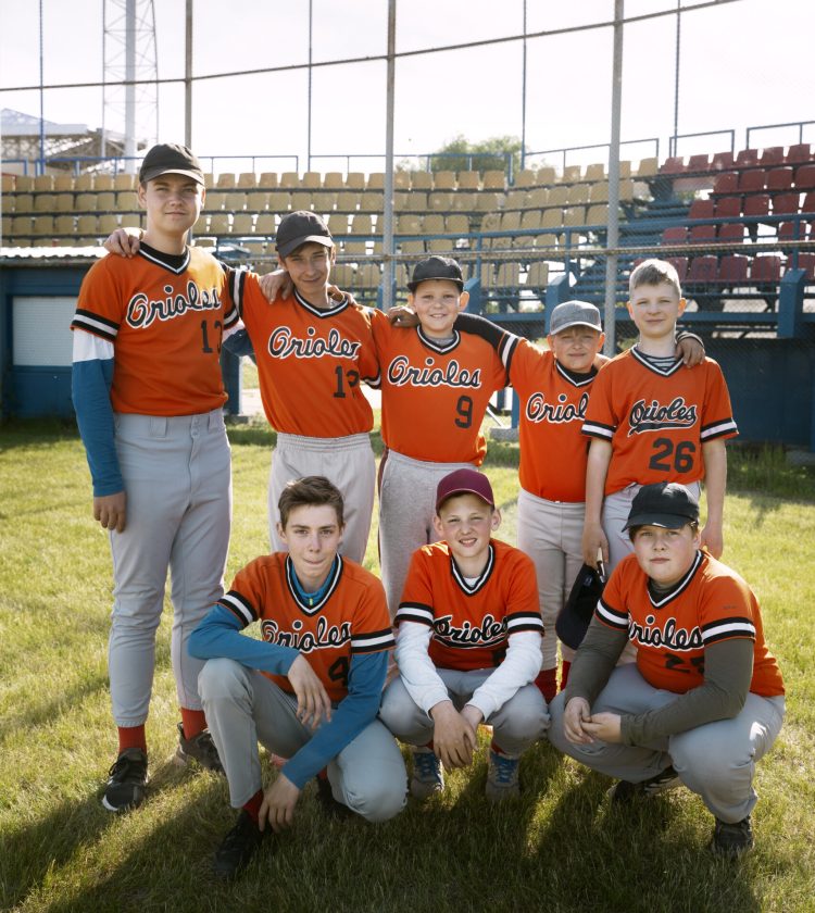 full-shot-kids-team-posing